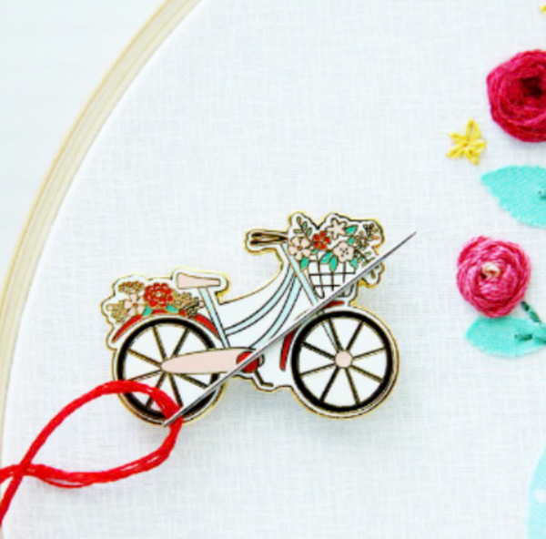 Vintage Bicycle Magnetic Needle Minder