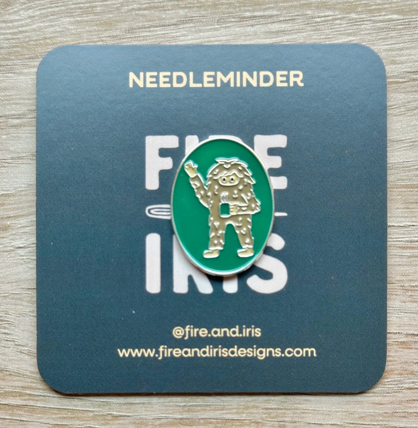 Sasquatch Needle Minder