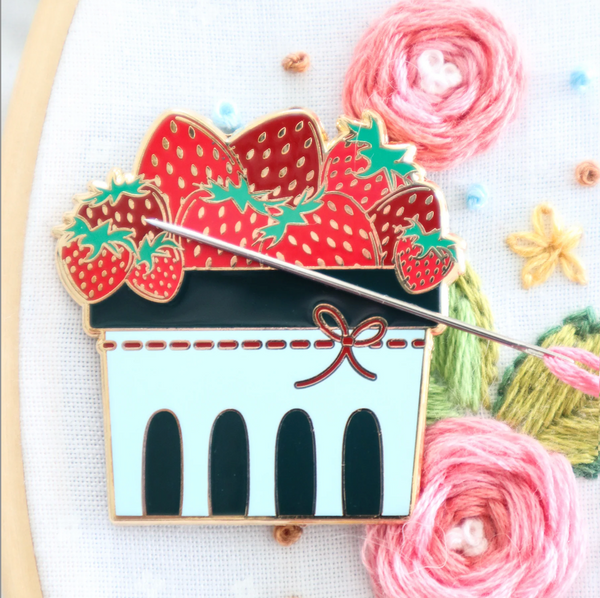 Strawberry Basket Needle Minder